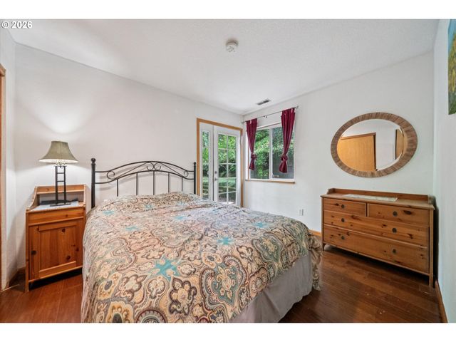 19655 SUN Cir, West Linn, OR 97068