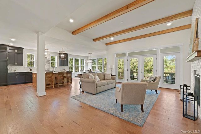 3 Bear Hollow Lane, Hyde Park, NY 12538