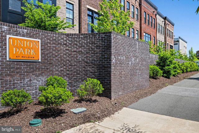 7382 MAGARITY RD, Mclean, VA 22102