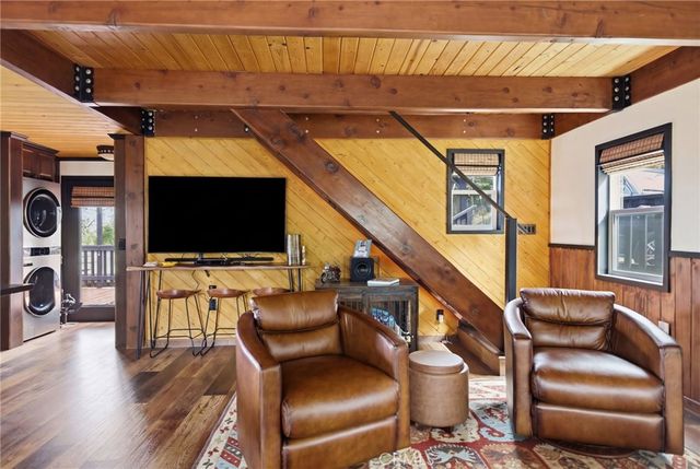 170 Fir Terrace, Cedar Glen, CA 92321