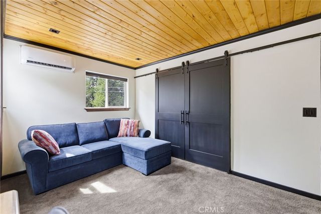 170 Fir Terrace, Cedar Glen, CA 92321