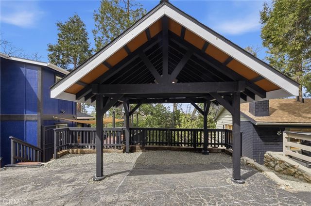 170 Fir Terrace, Cedar Glen, CA 92321