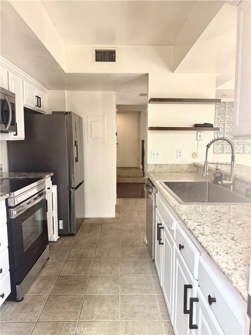 27511 Endeavor Street, Agoura Hills, CA 91301