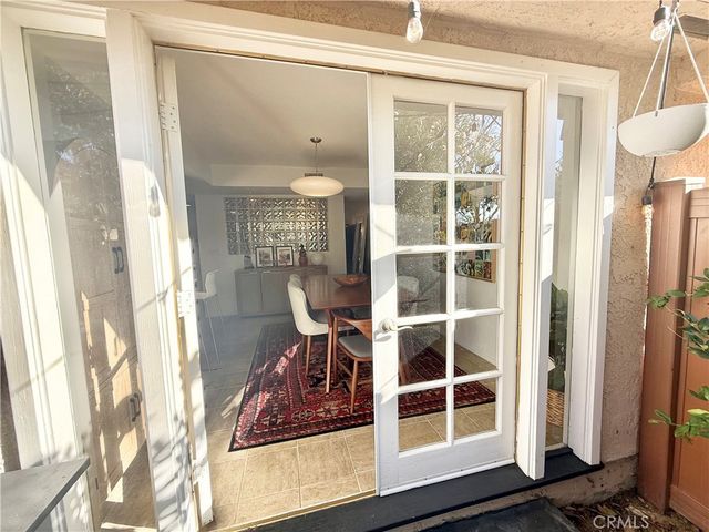 27511 Endeavor Street, Agoura Hills, CA 91301