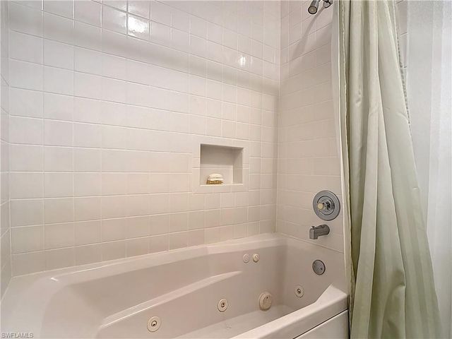 7077 Quail Run CT E # A16, Fort Myers, FL 33908