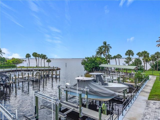 7077 Quail Run CT E # A16, Fort Myers, FL 33908