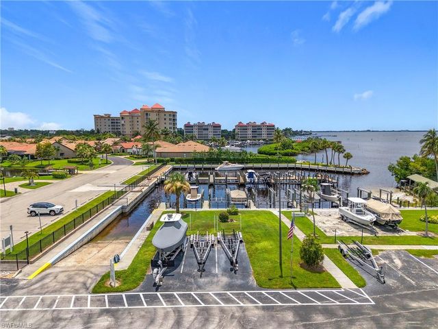 7077 Quail Run CT E # A16, Fort Myers, FL 33908