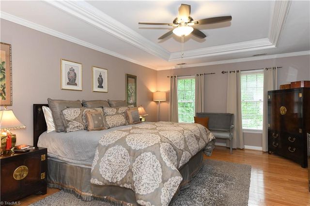 2405 Glen Cove Way, High Point, NC 27265