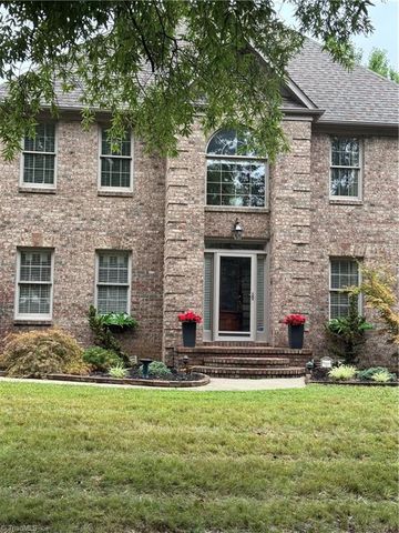 2405 Glen Cove Way, High Point, NC 27265