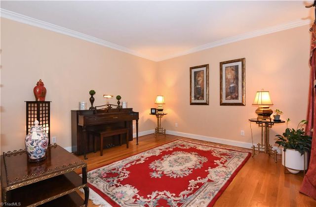 2405 Glen Cove Way, High Point, NC 27265