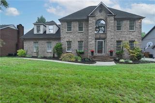 2405 Glen Cove Way, High Point, NC 27265