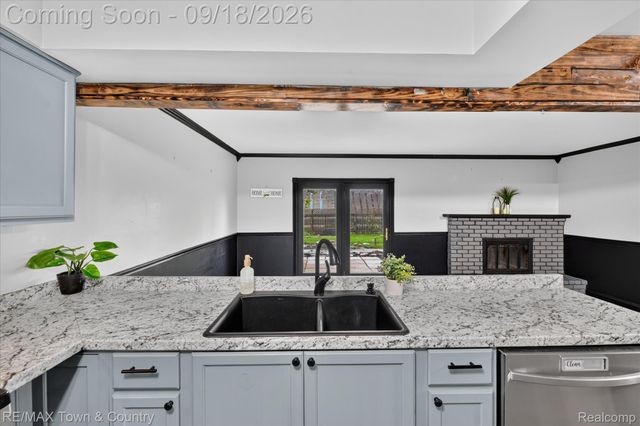 5029 Wishing Well Drive, Grand Blanc Charter Township, MI 48439