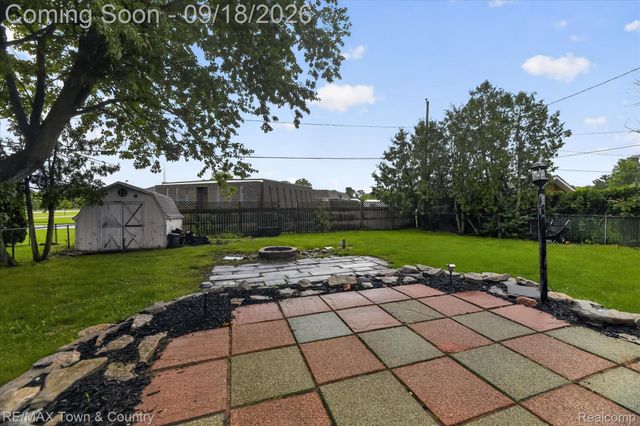5029 Wishing Well Drive, Grand Blanc Charter Township, MI 48439