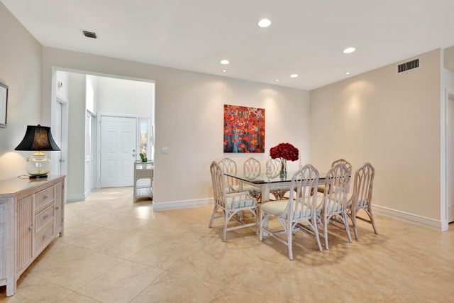 2704 Captains Way, Jupiter, FL 33477