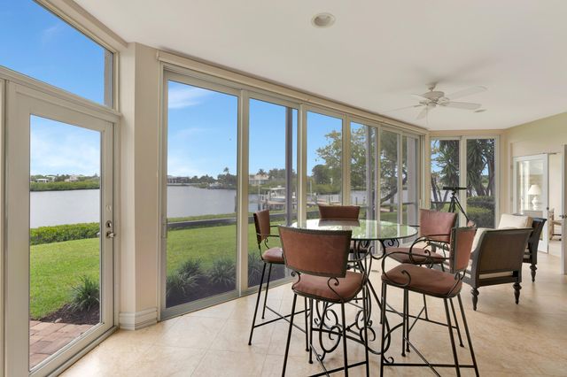 2704 Captains Way, Jupiter, FL 33477
