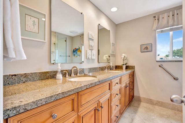 2704 Captains Way, Jupiter, FL 33477