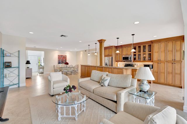 2704 Captains Way, Jupiter, FL 33477
