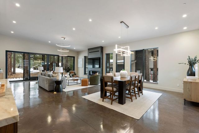 11761 Bottcher Loop, Truckee, CA 96161