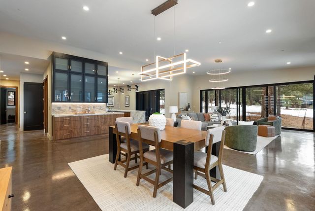 11761 Bottcher Loop, Truckee, CA 96161