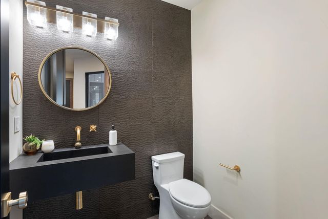 11761 Bottcher Loop, Truckee, CA 96161