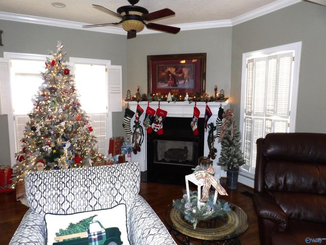 390 Indian Lake Drive, Rainbow City, AL 35906