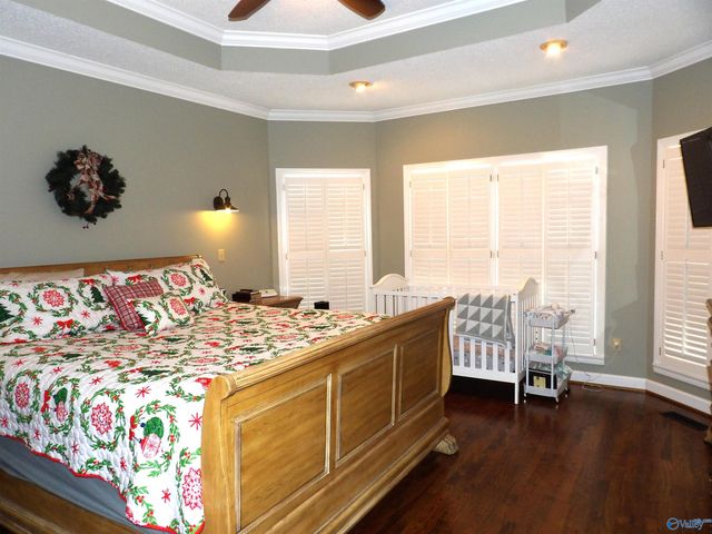 390 Indian Lake Drive, Rainbow City, AL 35906