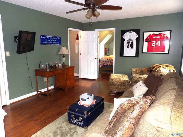 390 Indian Lake Drive, Rainbow City, AL 35906