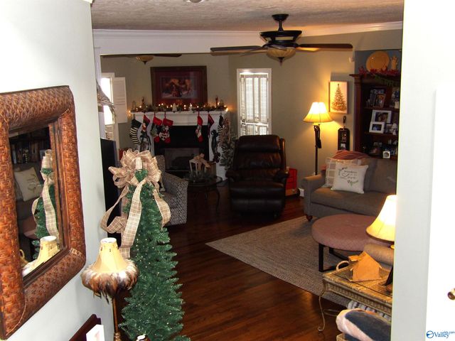 390 Indian Lake Drive, Rainbow City, AL 35906