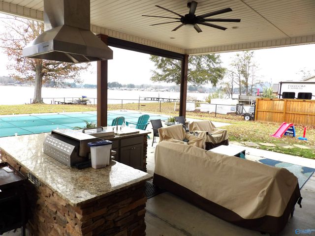 390 Indian Lake Drive, Rainbow City, AL 35906