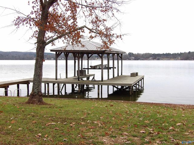 390 Indian Lake Drive, Rainbow City, AL 35906