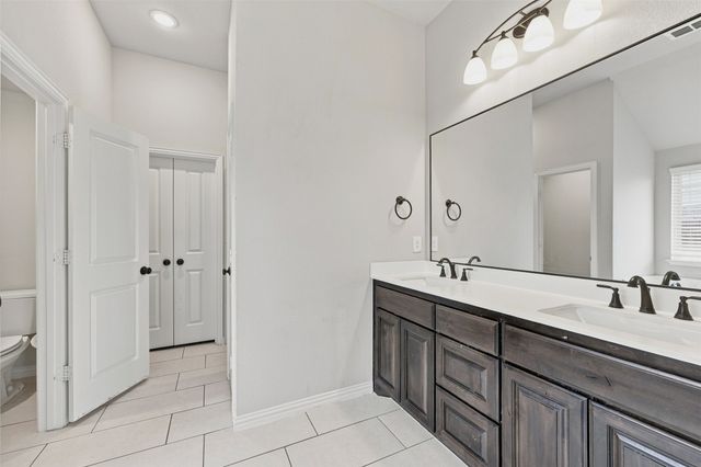 632 Steerman Court, Saginaw, TX 76179