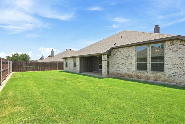 632 Steerman Court, Saginaw, TX 76179