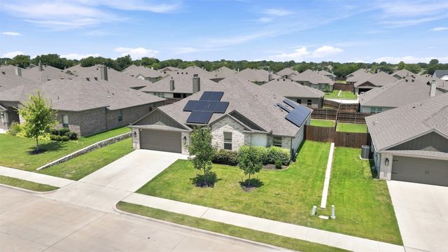 632 Steerman Court, Saginaw, TX 76179