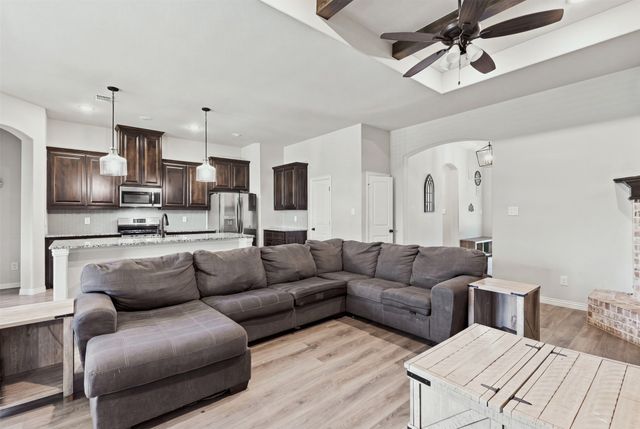 632 Steerman Court, Saginaw, TX 76179