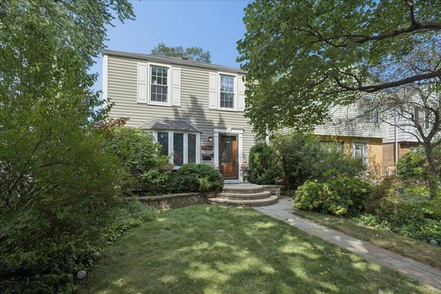 1923 Warren Street, Evanston, IL 60202