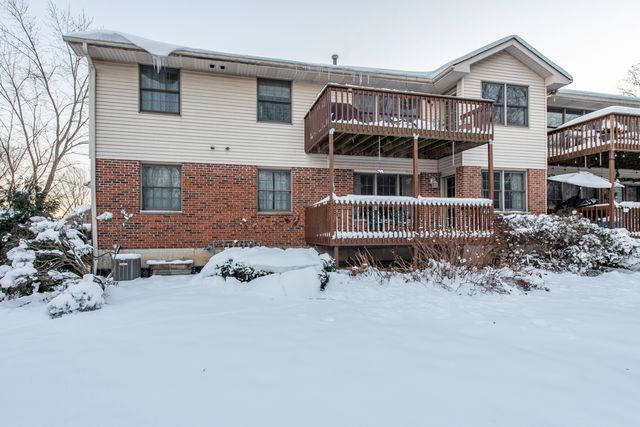 1685 W Beach Road 1685, Beach Park, IL 60087