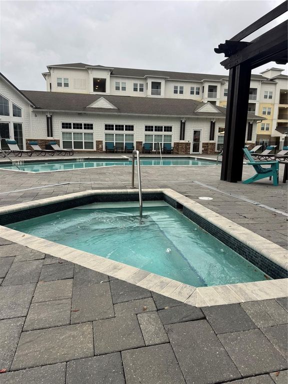 Image 16 of property listing at 1218 BERMUDA LAKES LANE 201, Kissimmee, FL 34741