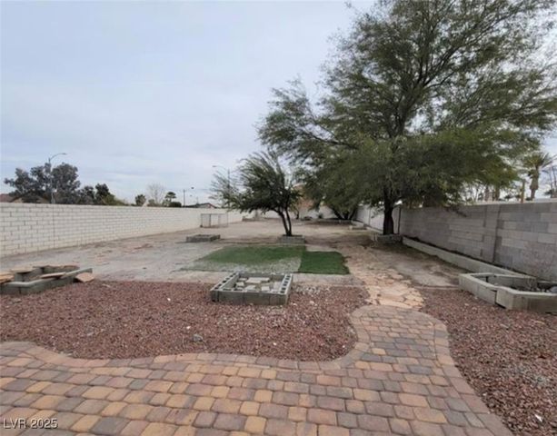 8701 Shady Pines Drive, Las Vegas, NV 89143