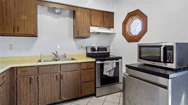 3319 Eastlawn Street, Eau Claire, WI 54703