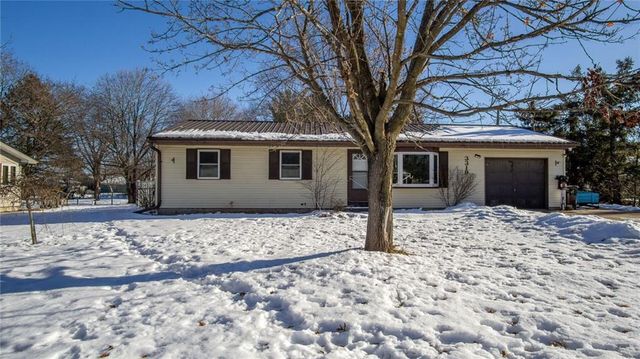 3319 Eastlawn Street, Eau Claire, WI 54703