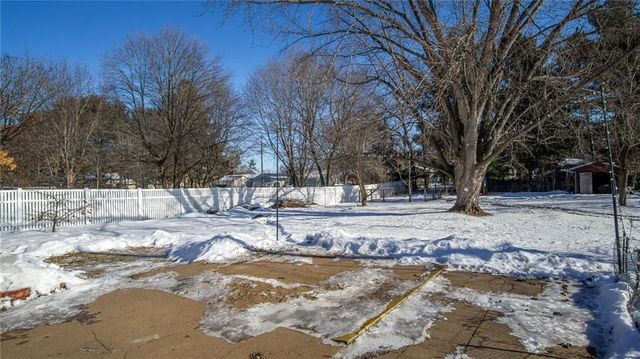 3319 Eastlawn Street, Eau Claire, WI 54703
