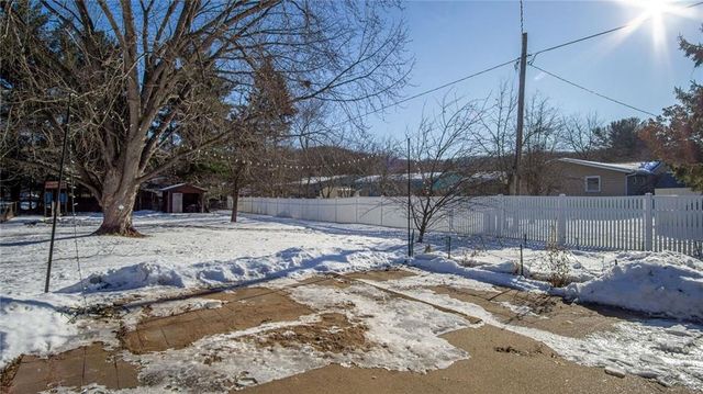 3319 Eastlawn Street, Eau Claire, WI 54703