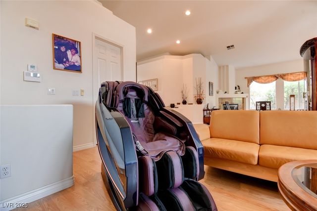 8759 Las Olivas Avenue, Las Vegas, NV 89147