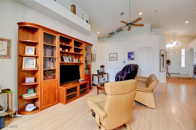 8759 Las Olivas Avenue, Las Vegas, NV 89147