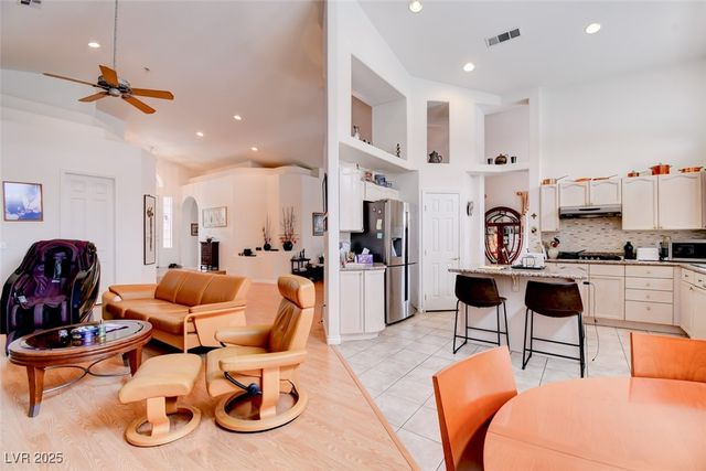 8759 Las Olivas Avenue, Las Vegas, NV 89147