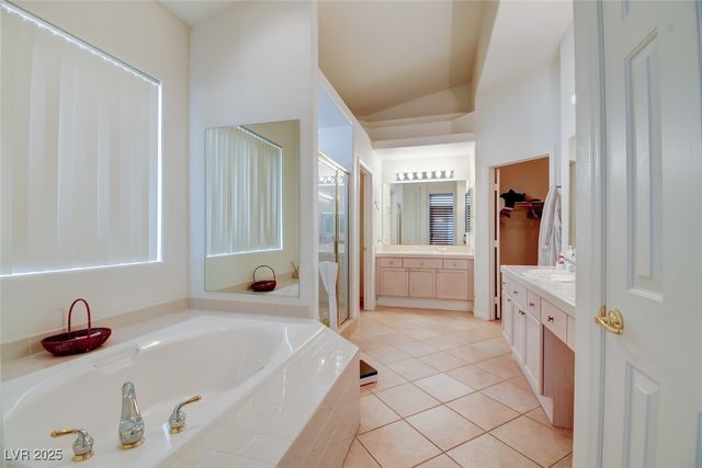 8759 Las Olivas Avenue, Las Vegas, NV 89147