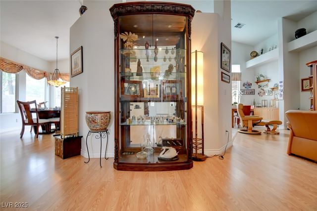 8759 Las Olivas Avenue, Las Vegas, NV 89147