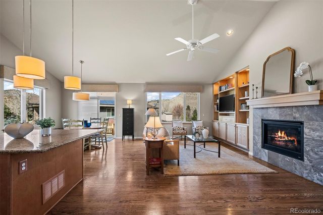 400 Carter Drive, Lyons, CO 80540