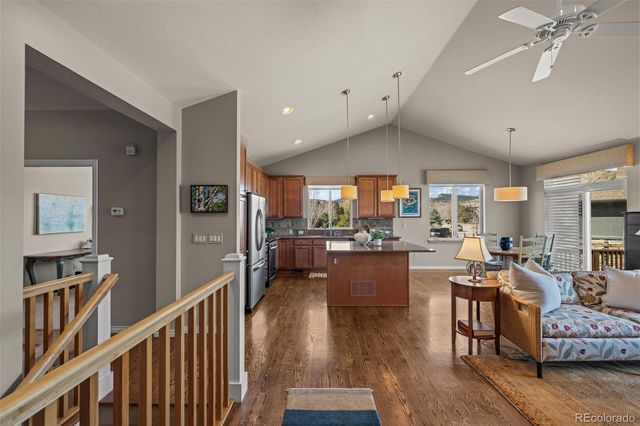 400 Carter Drive, Lyons, CO 80540