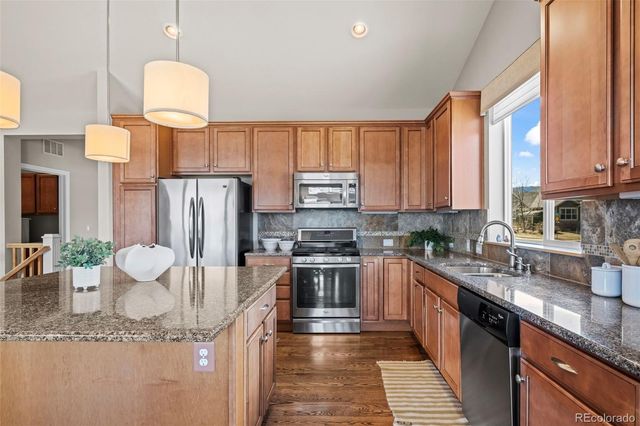 400 Carter Drive, Lyons, CO 80540